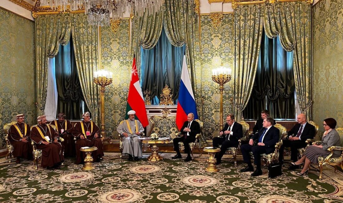 Rusya Devlet Başkanı Putin ve Umman Sultanı Heysem bin Tarık