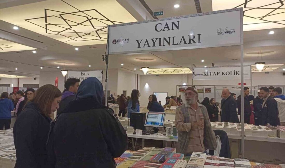Ankara Sincan Belediyesi'nin düzenlediği "Sincan Kitap Günleri" fuarı, ilçede kitap