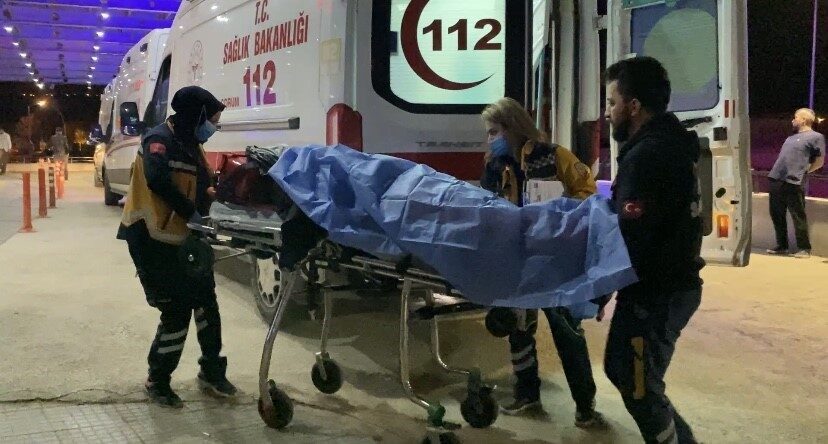 Takla atan otomobil hurdaya döndü: Karı-koca yaralandı Çorum'da meydana gelen trafik