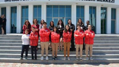Yakın Doğu Üniversitesi, 5 proje ile TEKNOFEST KKTC 2025'te Kıbrıs'ı