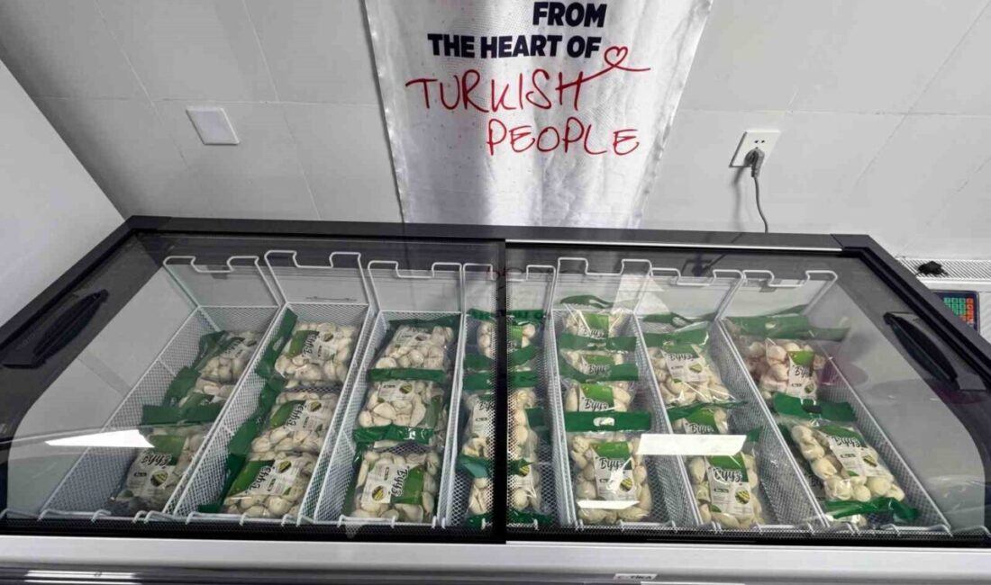 TİKA'nın Moğolistan'da El Birliği Derneği ile kurduğu Helal Mantı ve