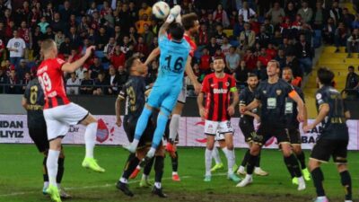 Gençlerbirliği ile Bandırmaspor arasındaki maç 1-1 berabere bitti. Daniel Popa