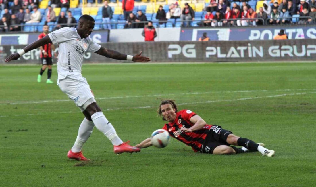 Gençlerbirliği, Trendyol 1. Lig'de Ümraniyespor'u 2-1 mağlup ederken maçta heyecan