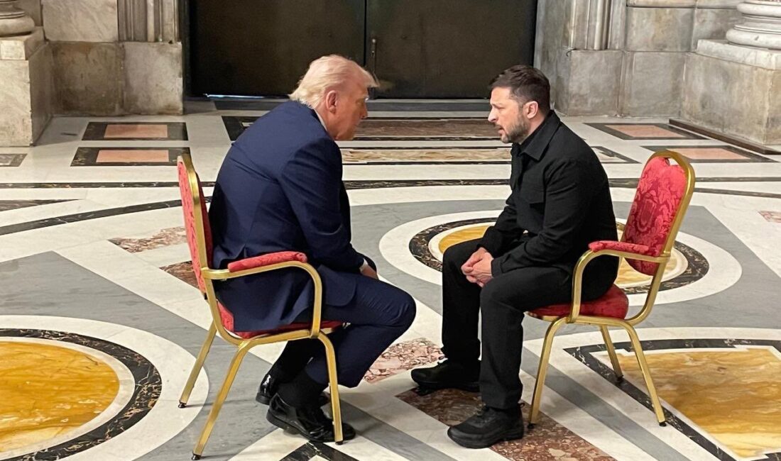 ABD Başkanı Donald Trump, Ukrayna Devlet Başkanı Vladimir Zelenskiy ile