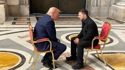 ABD Başkanı Donald Trump, Ukrayna Devlet Başkanı Vladimir Zelenskiy ile