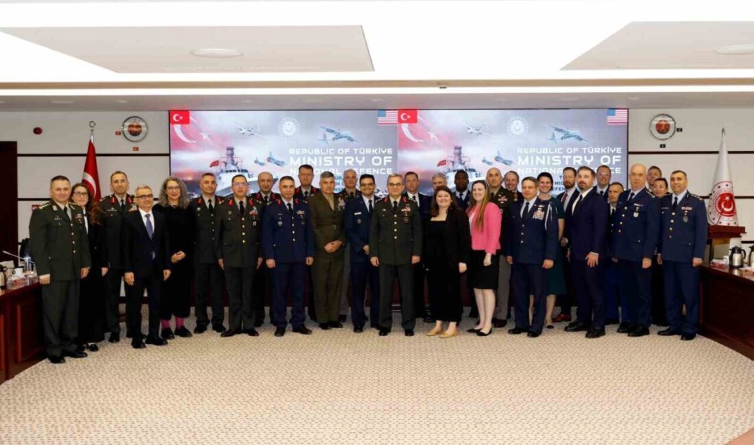 Türkiye ve ABD arasındaki yüksek düzeyli savunma toplantısı Ankara'da yapıldı.
