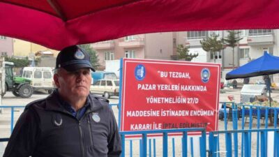 Çorum'da semt pazarında denetimler sonrası domatesleri çöpe döküp paylaşan pazarcının