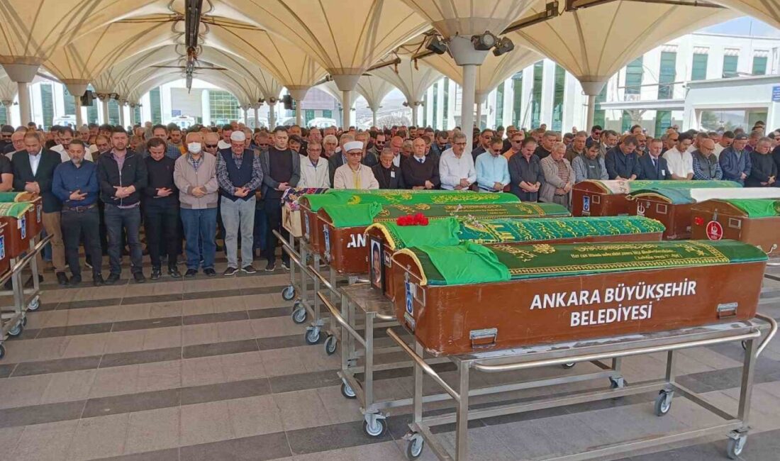 Kanser hastalığı nedeniyle hayatını kaybeden oyuncu Leyla Okay için Ankara'da