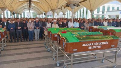 Kanser hastalığı nedeniyle hayatını kaybeden oyuncu Leyla Okay için Ankara'da