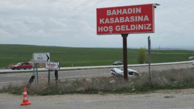 Yozgat'ta Bahadın Beldesi girişinde meydana gelen trafik kazasında 3 kişi