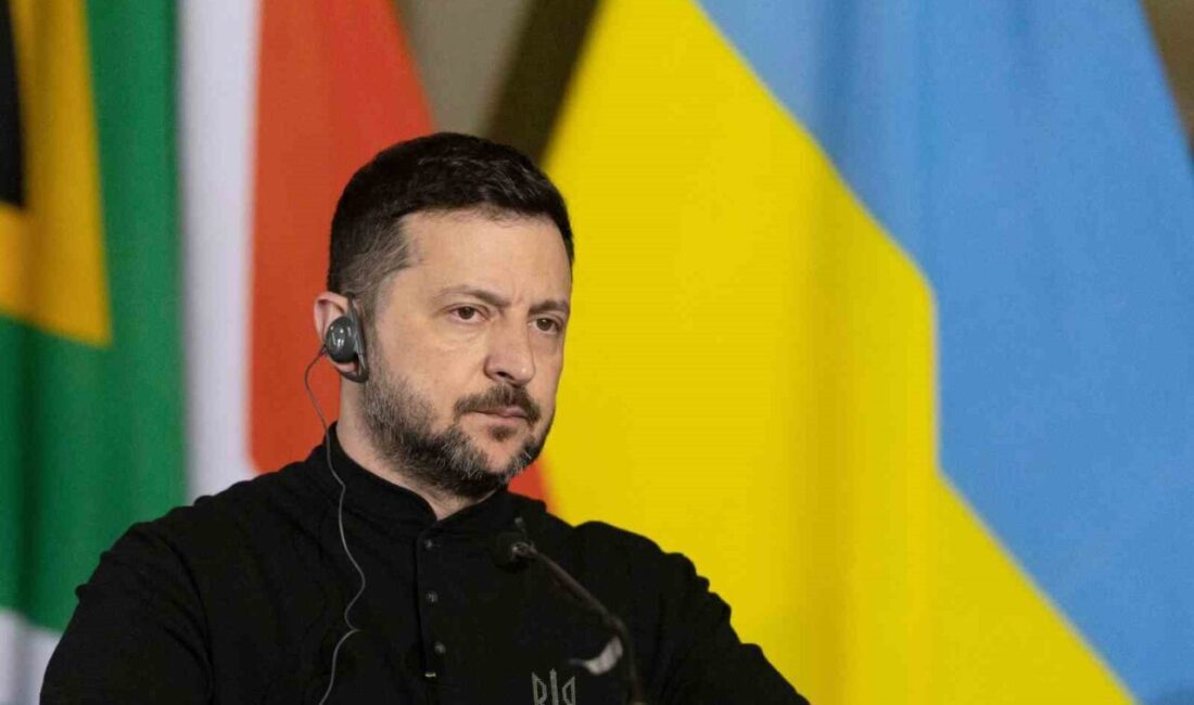 Ukrayna Devlet Başkanı Zelenskiy, Rusya'nın Kiev'e düzenlediği saldırıda 12 kişinin