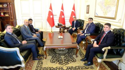 Yerköy, Sorgun, Sarıkaya, Saraykent ve Akdağmadeni ilçe kaymakamları, Yozgat Valisi