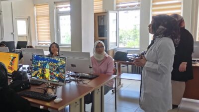 Halk Eğitim Kursiyerlerine Bulaşıcı Hastalıklar Anlatıldı
