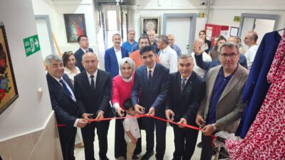 Yerköy’de Yıl Sonu Sergisi Açıldı: Kaymakam Coşgun ve Protokol Üyeleri