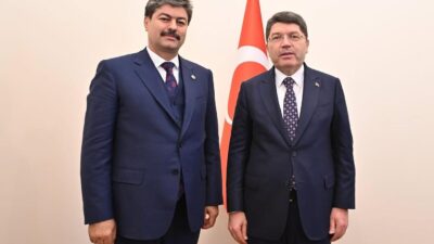 Çiçekdağı ilçesinde uzun süredir kapalı olan Adliye binasının yeniden açılması