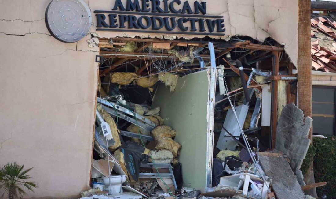 Palm Springs'te üreme sağlığı kliniğinde meydana gelen patlamada 1 kişi