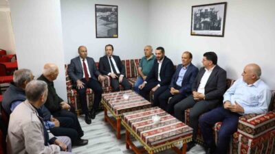 Alaca Belediyesi tarafından hizmete sunulan Emekliler Lokali'nin açılış törenine yoğun