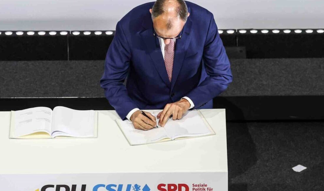 Almanya'da yeni hükümet kuruldu. CDU, CSU ve SPD liderleri 144