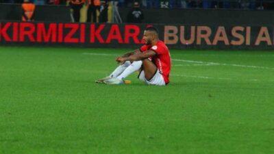 Ankara takımlarından Gençlerbirliği Süper Lig'e yükselirken, Keçiörengücü ligde kaldı ve