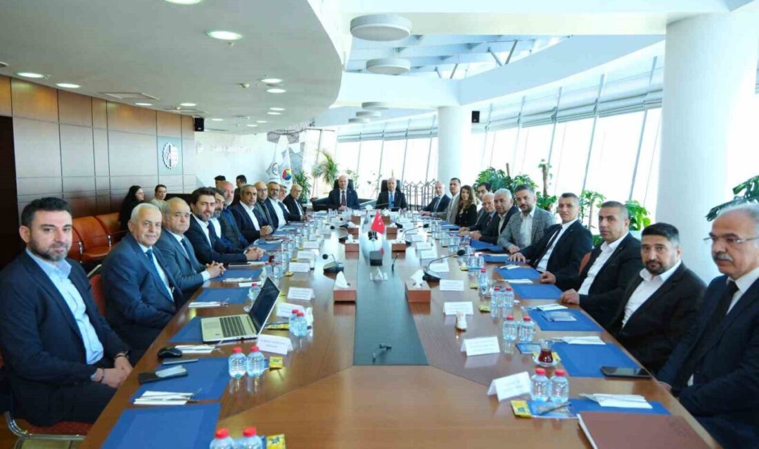 ASO'nun ev sahipliğinde gerçekleşen toplantıda, sektörün güçlenmesi ve rekabetçi yapısının