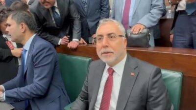Çalışma ve Sosyal Güvenlik Bakanı Vedat Işıkhan, ev hanımlarına emeklilik