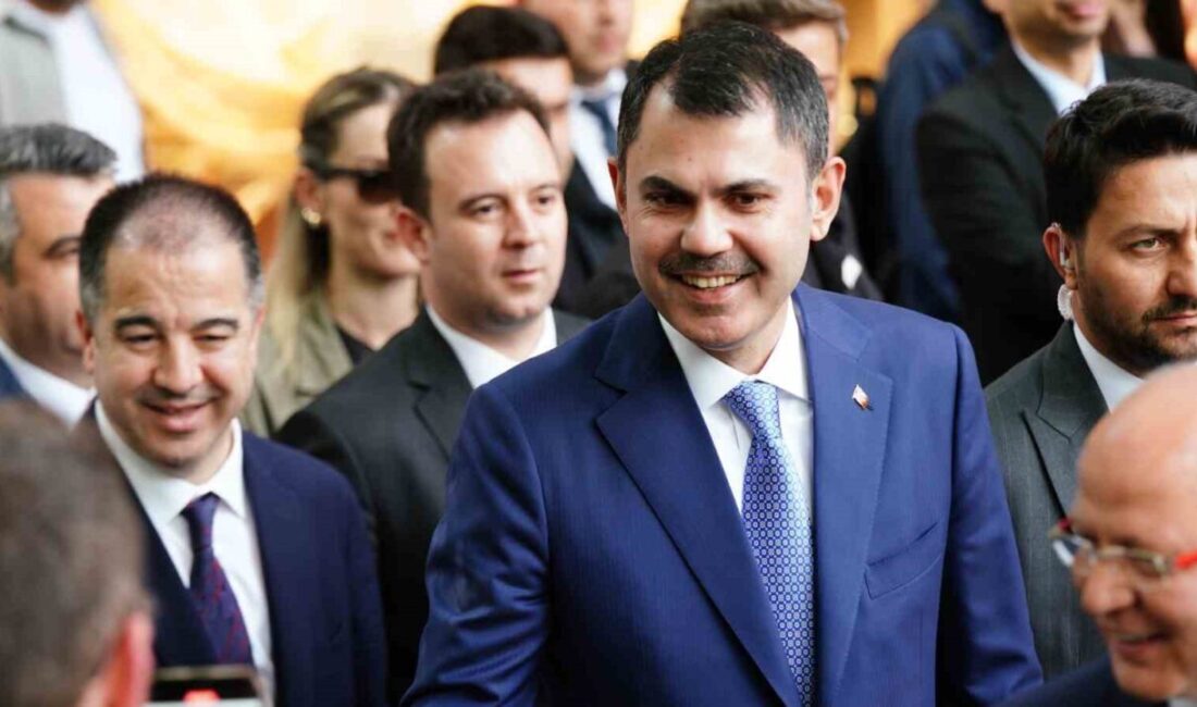 Bakan Murat Kurum, Bursa'daki Tarihi Hanlar ve Çarşılar Bölgesi'ni ziyaret