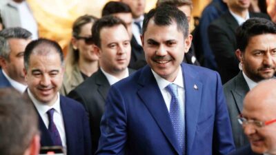 Bakan Murat Kurum, Bursa'daki Tarihi Hanlar ve Çarşılar Bölgesi'ni ziyaret