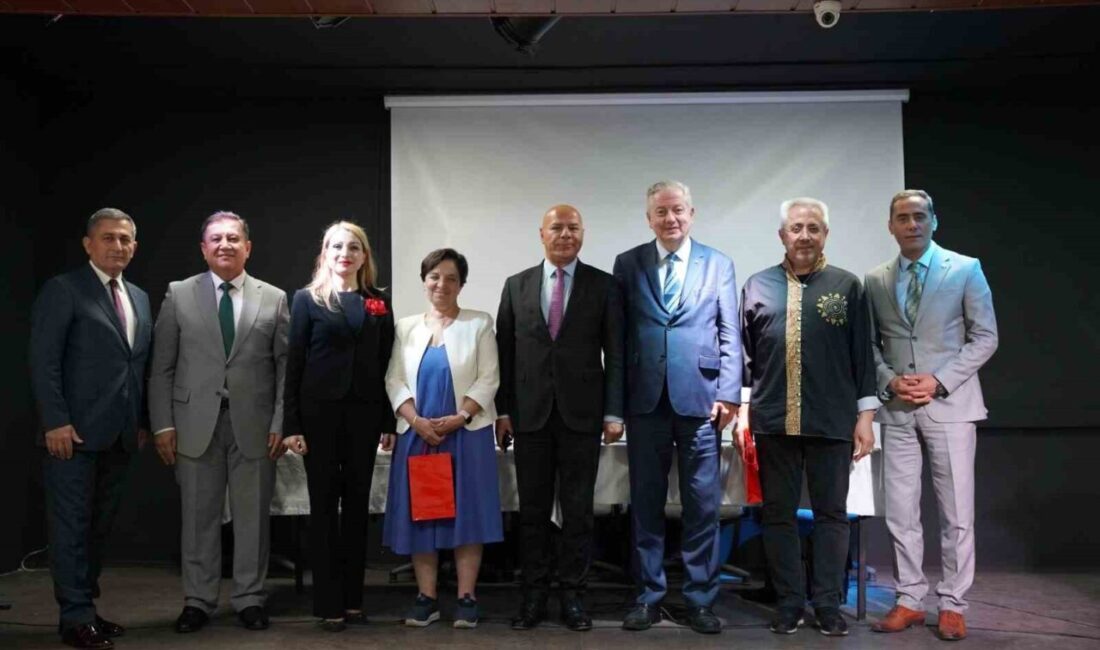 Gazi Mesleki ve Teknik Anadolu Lisesi'nde gerçekleştirilen 'Okul Aidiyeti Bağlamında