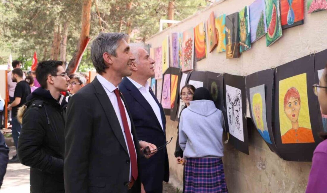 Bayburt Ortaokulu ve Bayburt İmam Hatip Ortaokulu iş birliğiyle düzenlenen