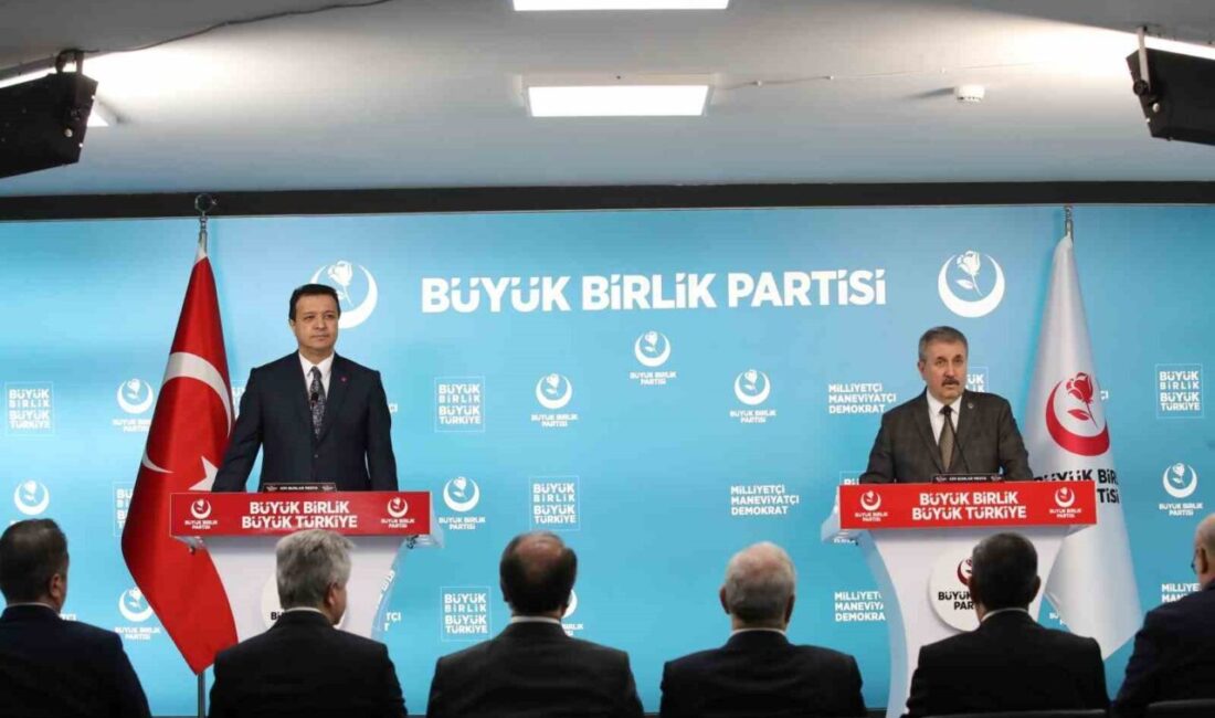 BBP Genel Başkanı Mustafa Destici, Saadet Partisi Genel Başkanı Mahmut