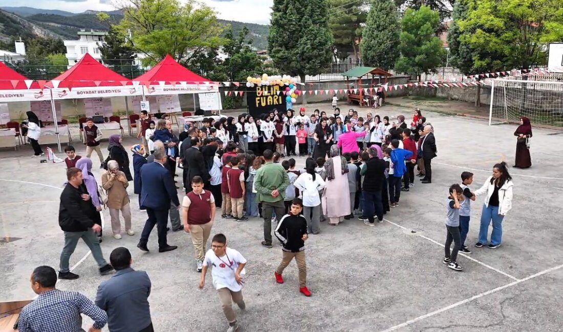 Sinop'un Boyabat ilçesinde Mehmet Albayrak Hafız İmam Hatip Ortaokulu tarafından