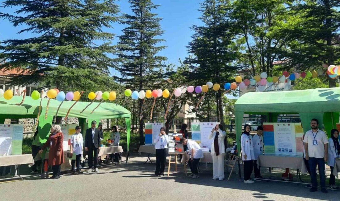 Bozkır’da Bilim Fuarı açıldı Bozkır 15 Temmuz Şehitleri