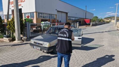 Çorum'da drift yaparken yakalanan A.E., M.B., N.K. ve A.E. polis