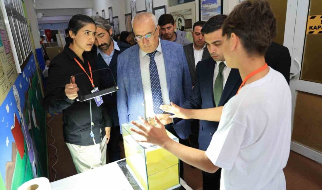 Çameli Anadolu Lisesi'nin 2025 Bilim Fuarı'nda öğrencilerin sergilediği projeler büyük