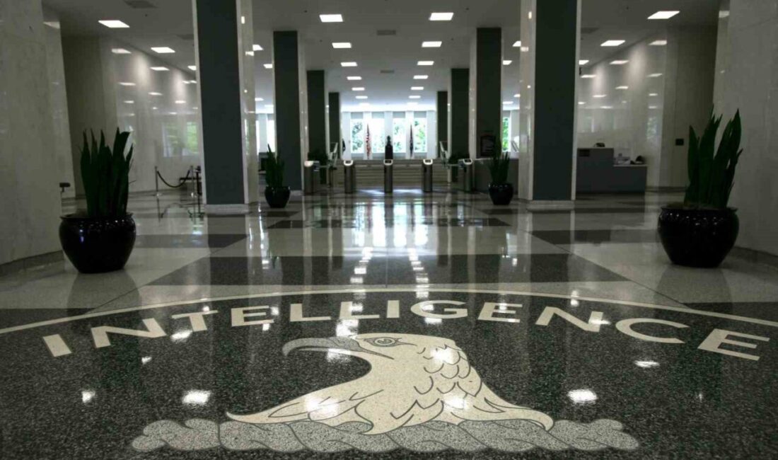 CIA Genel Merkezi girişinde ateş açıldı: 1 gözaltı CIA Genel Merkezi'nde dur