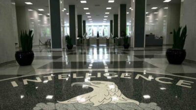 CIA Genel Merkezi'nde dur ihtarına uymayan sürücü nedeniyle ateş açıldı.