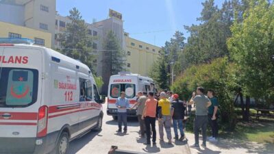 Çorum'daki Hatap Un Fabrikasında meydana gelen patlamada 7 işçi yaralandı.