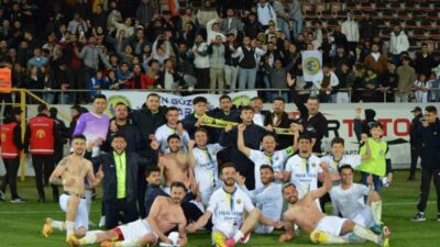 Çorum'da oynanan BAL play-out maçında Alacagücü, Mimar Sinanspor'u yenerek BAL'a