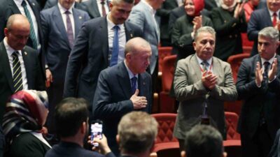 Cumhurbaşkanı Recep Tayyip Erdoğan, Vakıflar Haftası'nda vakıf mirasını önemseyerek gelecek