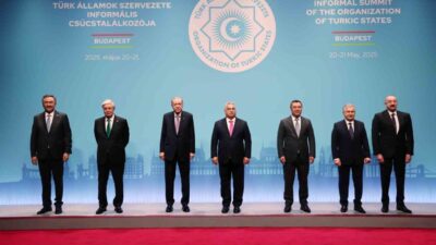 Recep Tayyip Erdoğan, Budapeşte'de Türk Devletleri Teşkilatı Gayriresmi Zirvesi'nde liderlerle