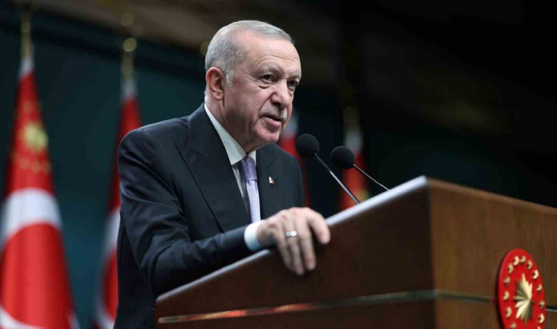 Cumhurbaşkanı Recep Tayyip Erdoğan, terör örgütünün kendini feshetmesi ve silah