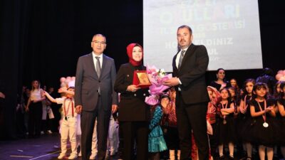 Pursaklar Belediyesi’ne bağlı Nezaket Okulları’nda eğitim alan minik öğrenciler için