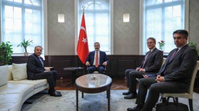 Dışişleri Bakanı Hakan Fidan, Sırbistan'da Sosyal Demokrat Parti Genel Başkanı