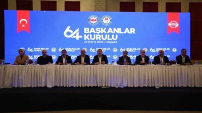 Eğitim-Bir-Sen 64. Başkanlar Kurulu Toplantısı'nda 14 maddelik sonuç bildirgesi yayımladı.