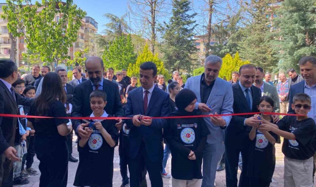 Elazığ'da TÜBİTAK destekli Bilim ve Sanat Merkezi'nde 20 projenin yer