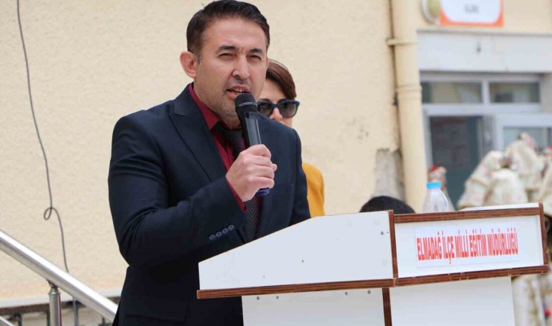 Elmadağ’da “2025-2026 Eğitim-Öğretim Yılı Mesleki Alan Tanıtım Etkinlikleri” programı Ankara Elmadağ'da yapılan etkinlikte,
