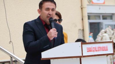 Ankara Elmadağ'da yapılan etkinlikte, Kaymakam Cemal Hüsnü Çaykara ve İlçe