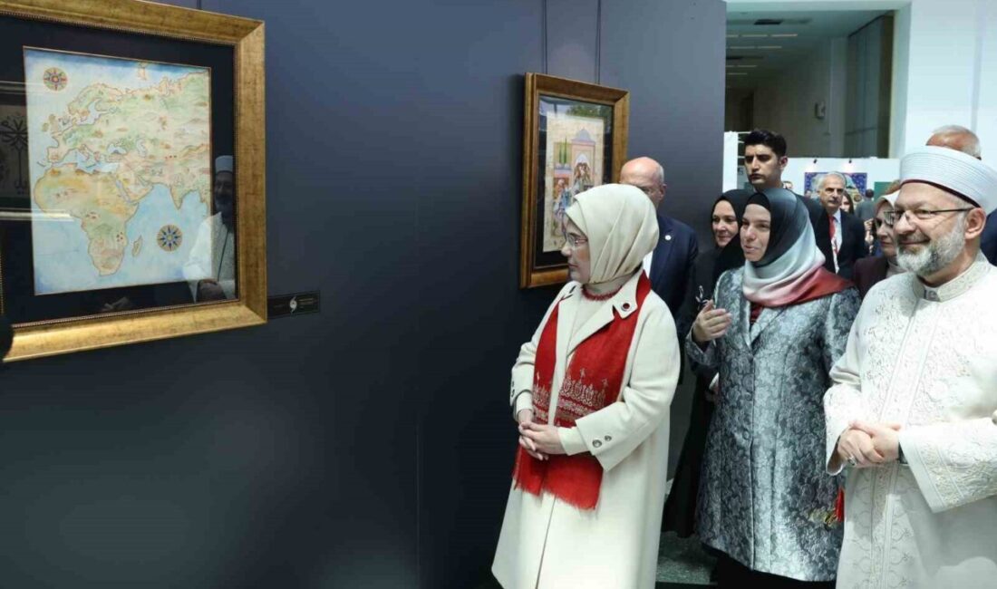 Cumhurbaşkanı Erdoğan'ın eşi Emine Erdoğan, Uluslararası İslam Sanatları Fuarı'nın açılışında