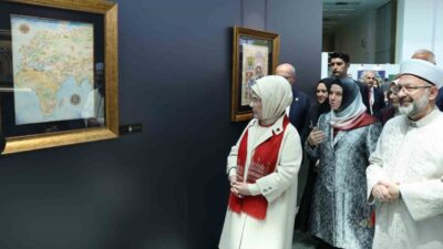 Cumhurbaşkanı Erdoğan'ın eşi Emine Erdoğan, Uluslararası İslam Sanatları Fuarı'nın açılışında