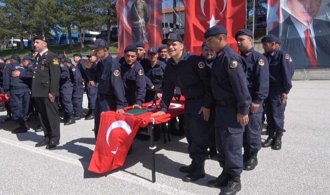 Yozgat'ta düzenlenen programda 24 engelli birey bir günlüğüne askerlik yaptı.